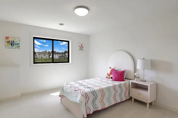 56f7c230f83b1de4b7e26aa193a31de9-cc_ft_768