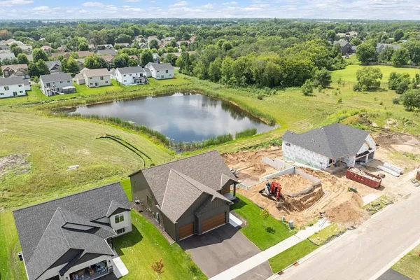 de8d5ecba98ef413f99ffecd997bda76-cc_ft_768