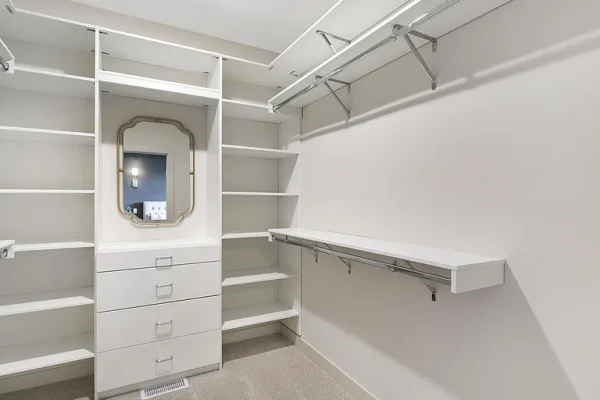 e93e8beaad871268e830b635f519e5d6-cc_ft_768