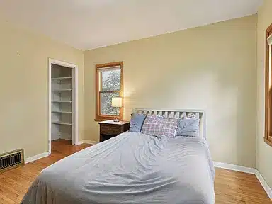 e13b66ca5d4a4fb3048a4531cb7ea3ff-cc_ft_384